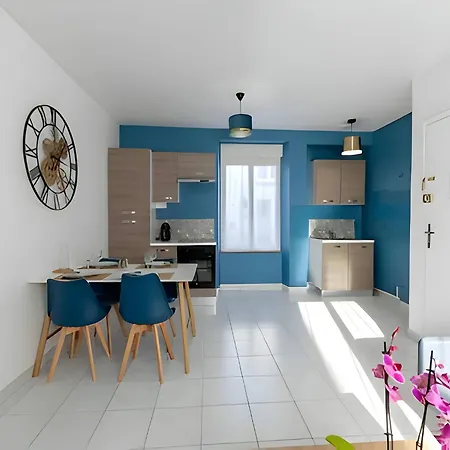 Apartman In Near Iconic Circuit Le Mans